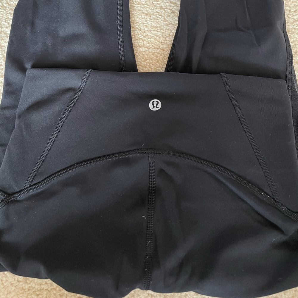 Lululemon cropped leggings - high waisted